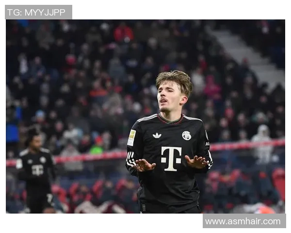 友谊赛精彩回顾拜仁以2-1战胜里昂神奇扑救瞬间引发全场欢呼