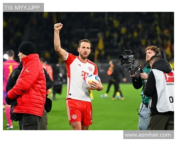 国王杯冷门之战那不勒斯以1-0战胜多特蒙德上演帽子戏法精彩瞬间