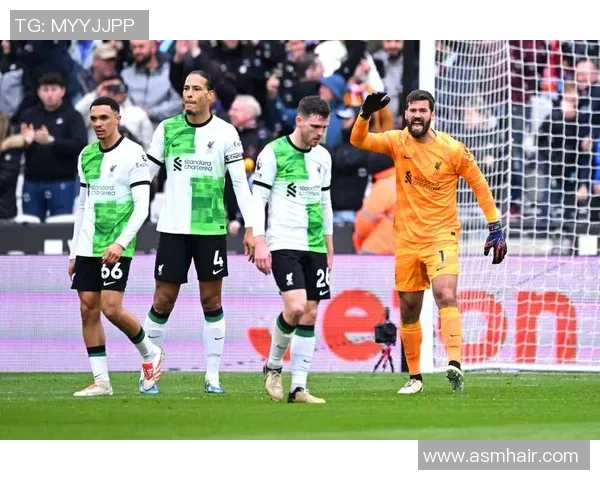 意甲激战：拜仁与利物浦战成平局乌龙球成比赛转折点分析