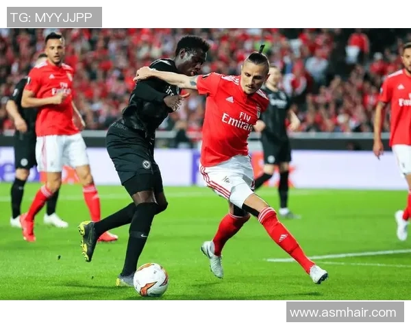 意甲精彩对决本菲卡与巴萨战成平局帽子戏法点燃全场激情