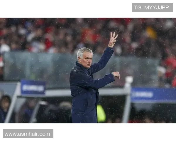 欧冠焦点战波尔图与本菲卡激战成平局全场沸腾瞬间回顾