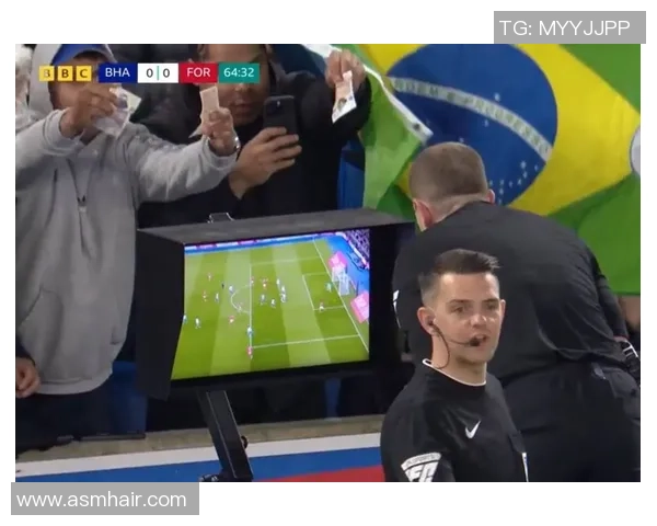 本菲卡逆转AC米兰4-3帽子戏法引发争议判罚全场沸腾